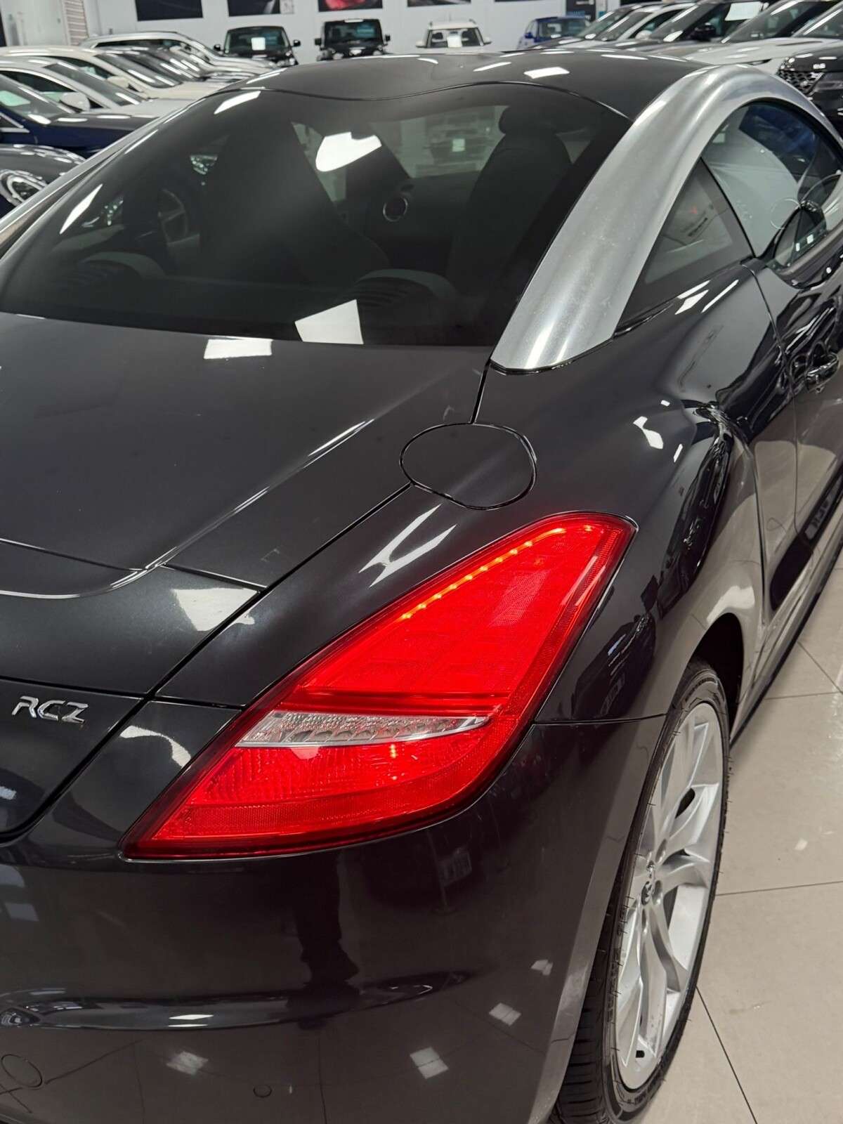 2011 PEUGEOT RCZ 2011 PEUGEOT RCZ