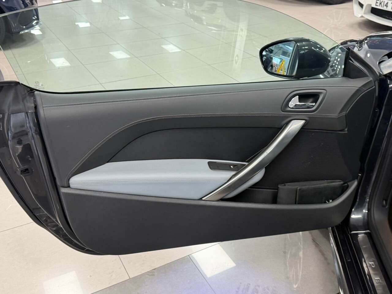 2011 PEUGEOT RCZ 2011 PEUGEOT RCZ