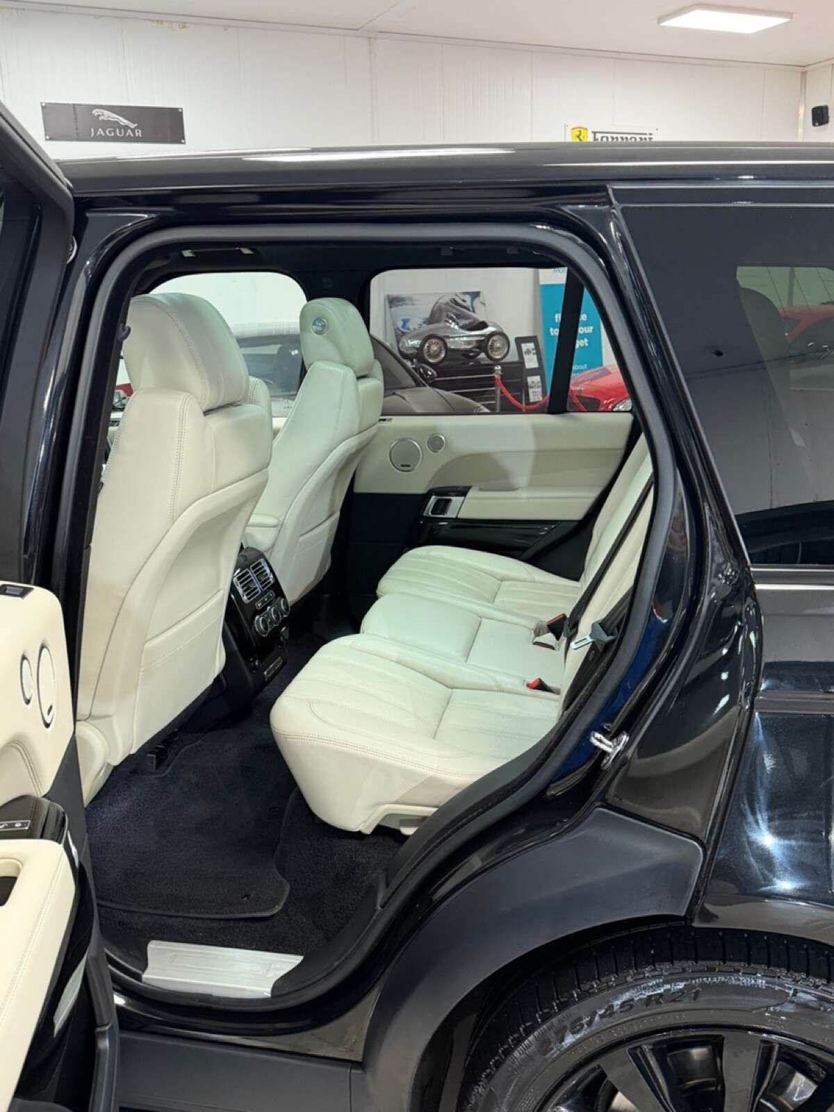 2017 LAND ROVER RANGE ROVER 2017 LAND ROVER RANGE ROVER