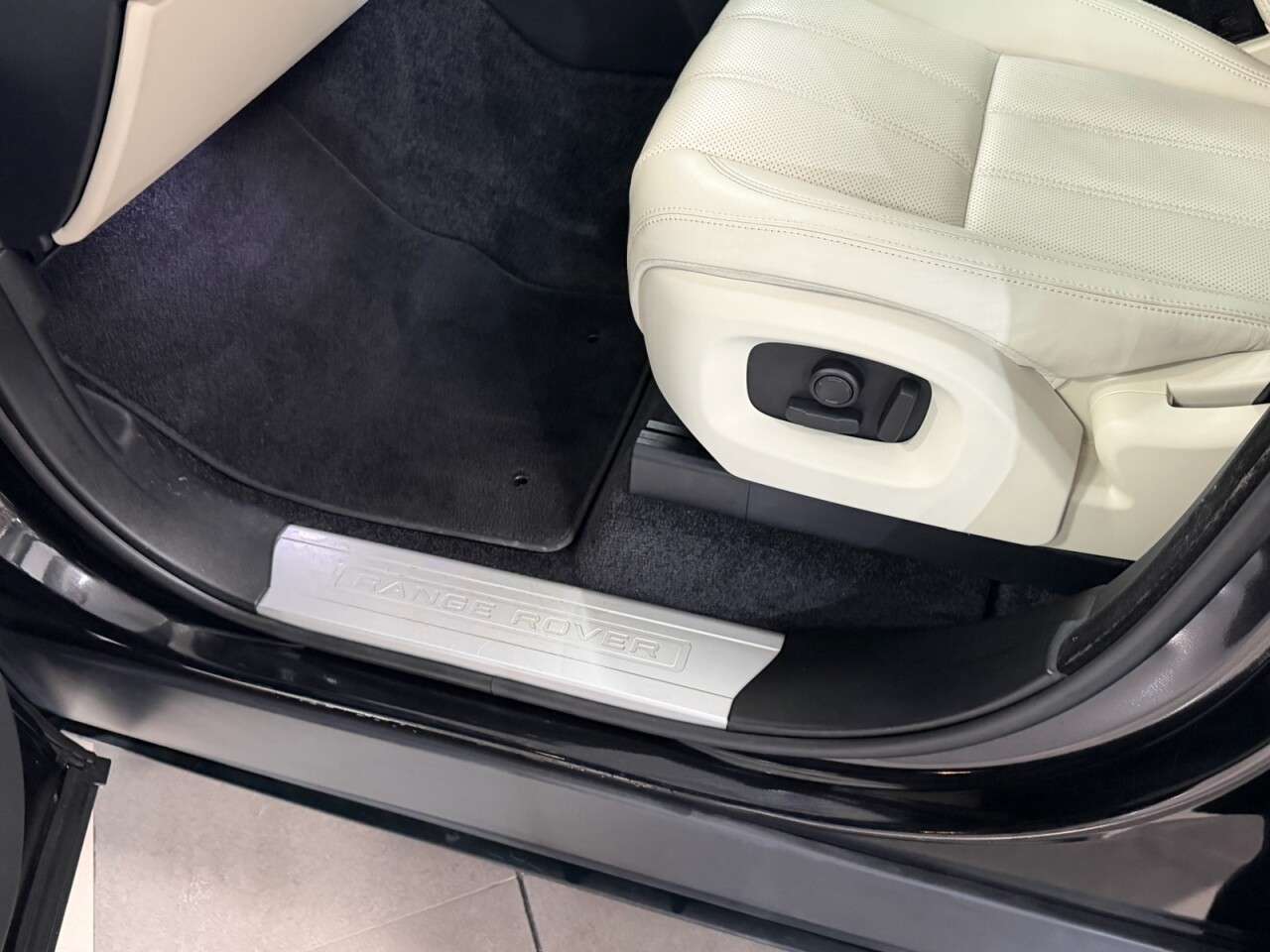 2017 LAND ROVER RANGE ROVER 2017 LAND ROVER RANGE ROVER