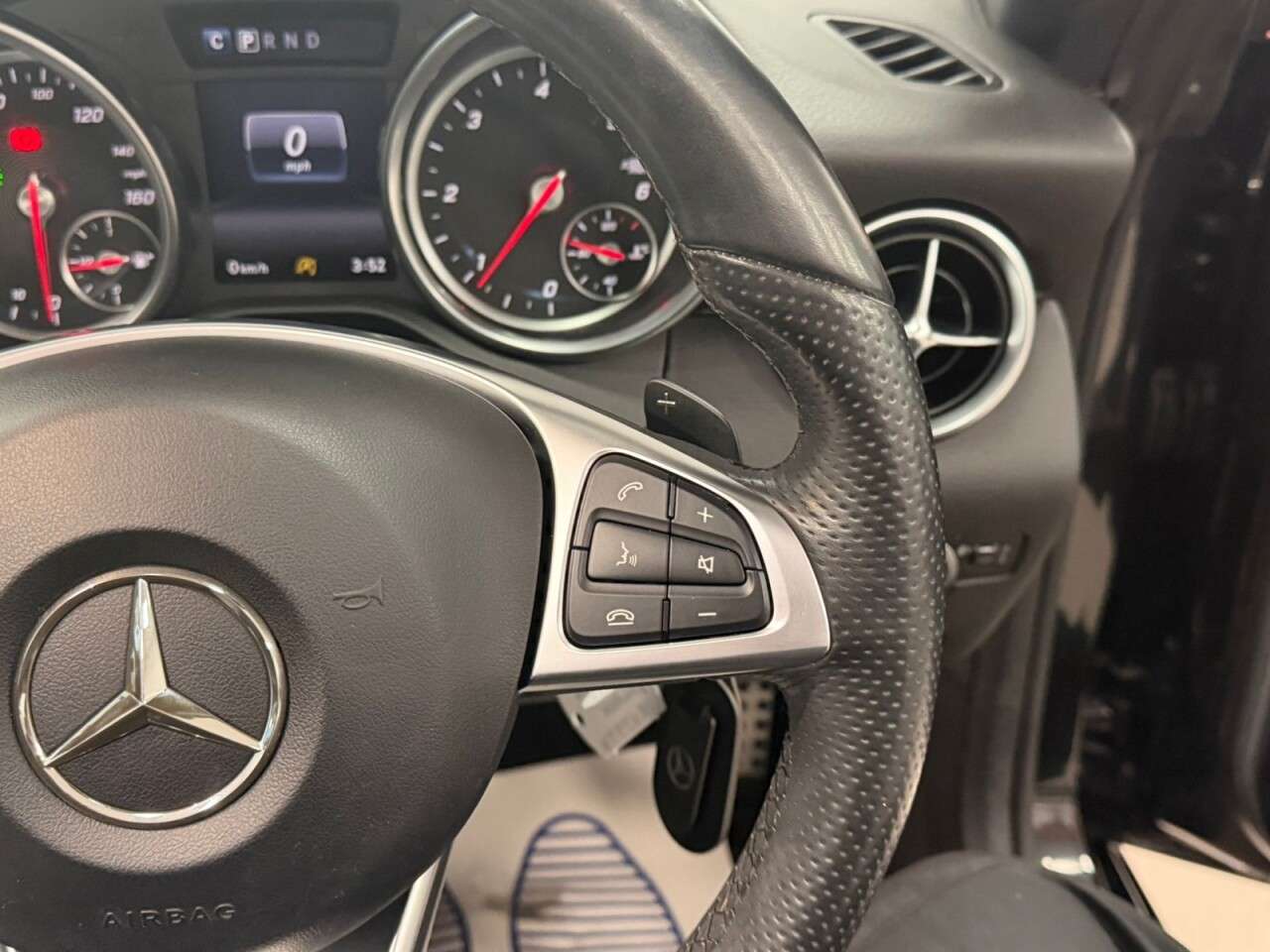 2017 MERCEDES-BENZ SLC 2017 MERCEDES-BENZ SLC