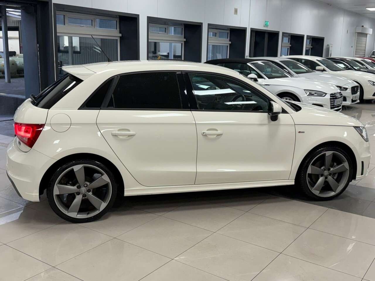 A 2014 AUDI A1 1.4 TFSI CoD Black Edition Sportback 5dr Petrol Manual Euro 5 (s/s) (140 ps A 2014 AUDI A1 1.4 TFSI CoD Black Edition Sportback 5dr Petrol Manual Euro 5 (s/s) (140 ps