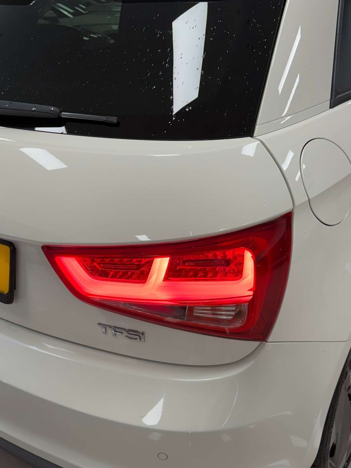 A 2014 AUDI A1 1.4 TFSI CoD Black Edition Sportback 5dr Petrol Manual Euro 5 (s/s) (140 ps A 2014 AUDI A1 1.4 TFSI CoD Black Edition Sportback 5dr Petrol Manual Euro 5 (s/s) (140 ps