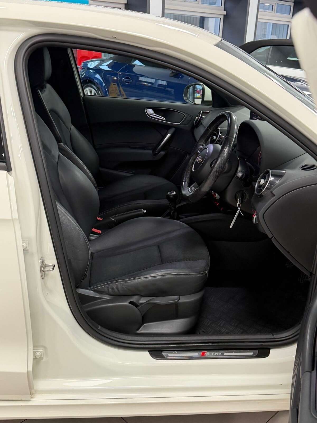 2014 AUDI A1 2014 AUDI A1