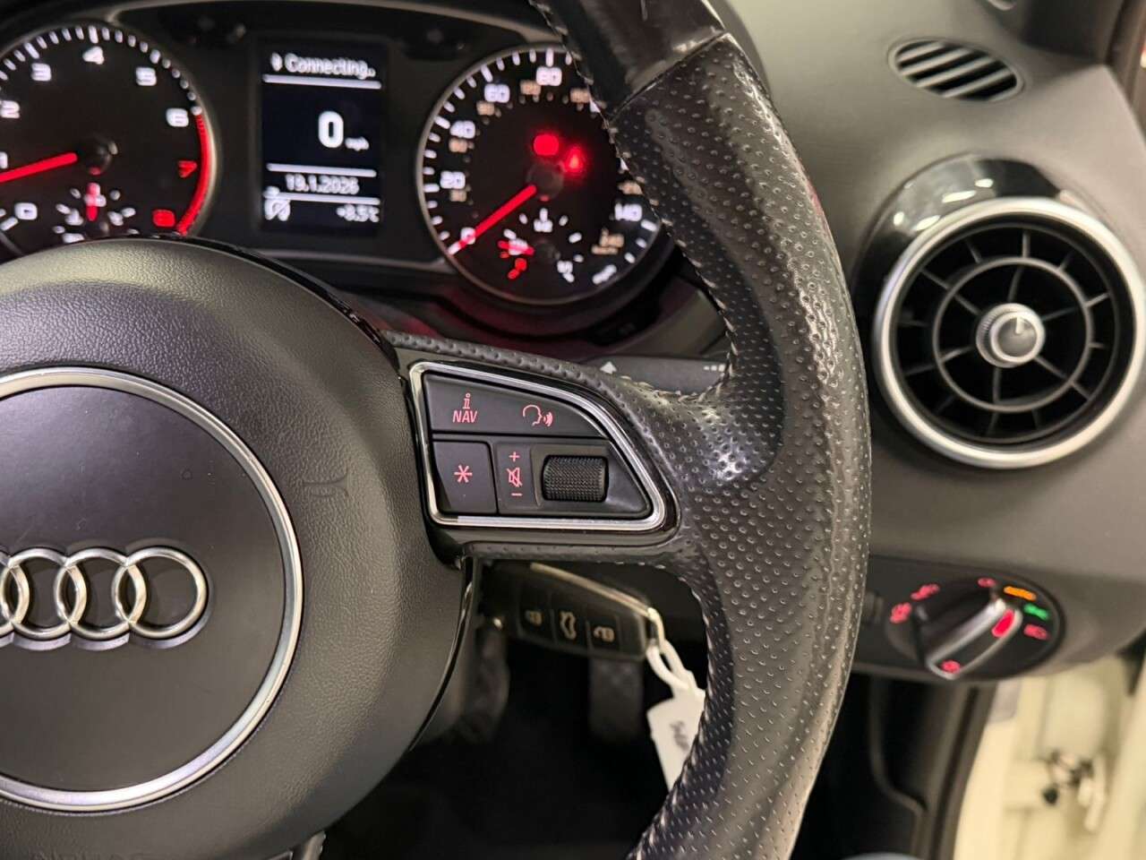 2014 AUDI A1 2014 AUDI A1