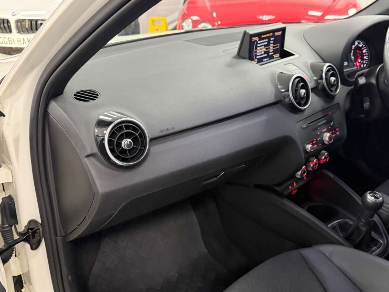 2014 AUDI A1 2014 AUDI A1