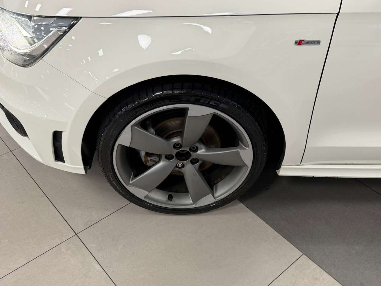 2014 AUDI A1 2014 AUDI A1