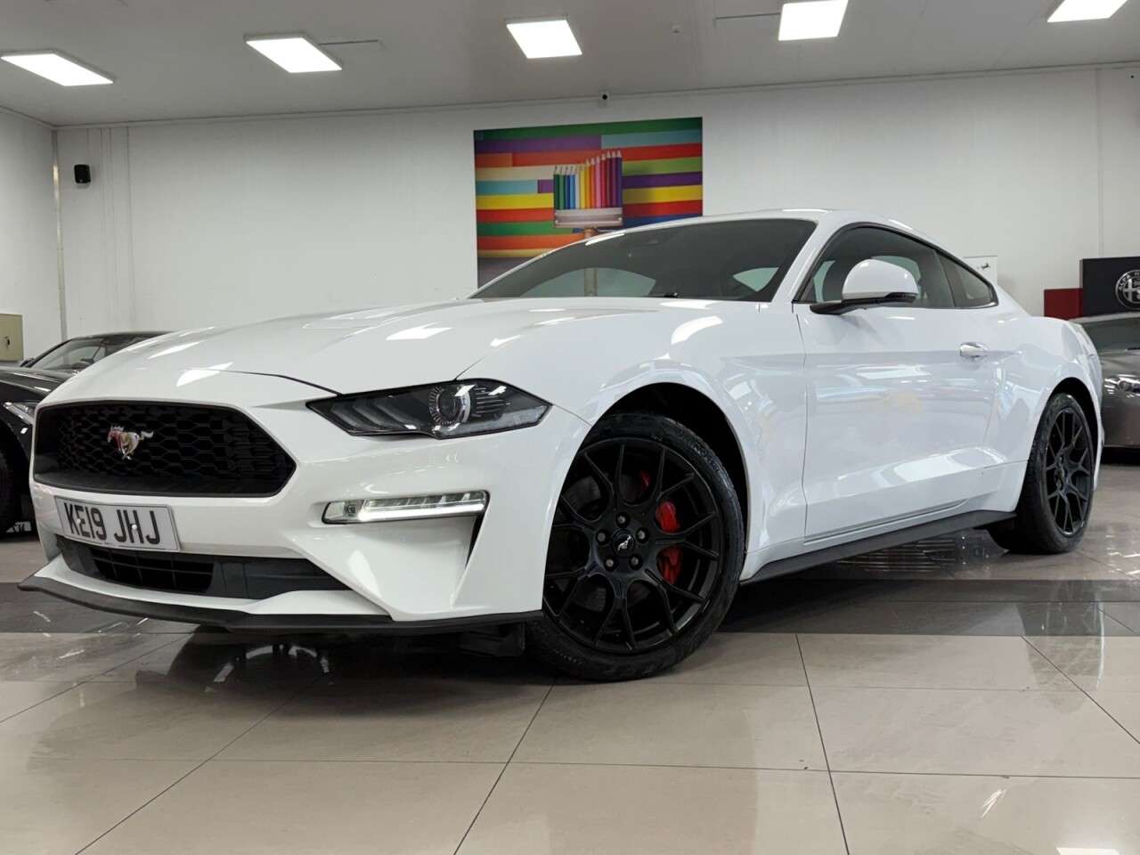 A 2019 FORD MUSTANG 2.3T EcoBoost Fastback 2dr Petrol SelShift Euro 6 (290 ps) OXFORD WHITE & D A 2019 FORD MUSTANG 2.3T EcoBoost Fastback 2dr Petrol SelShift Euro 6 (290 ps) OXFORD WHITE & D