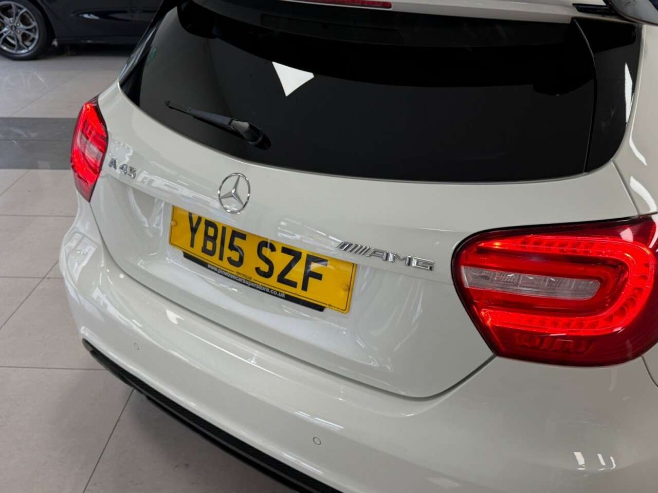 A 2015 MERCEDES-BENZ A-CLASS 2.0 A45 AMG Hatchback 5dr Petrol SpdS DCT 4MATIC Euro 6 (s/s) (360 ps) FULL A 2015 MERCEDES-BENZ A-CLASS 2.0 A45 AMG Hatchback 5dr Petrol SpdS DCT 4MATIC Euro 6 (s/s) (360 ps) FULL
