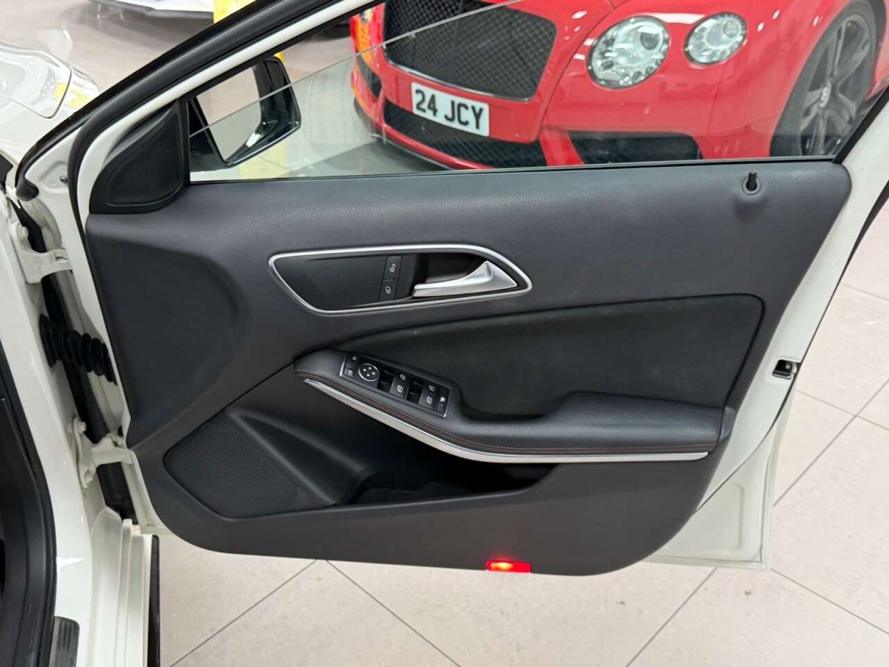 2015 MERCEDES-BENZ A-CLASS 2015 MERCEDES-BENZ A-CLASS