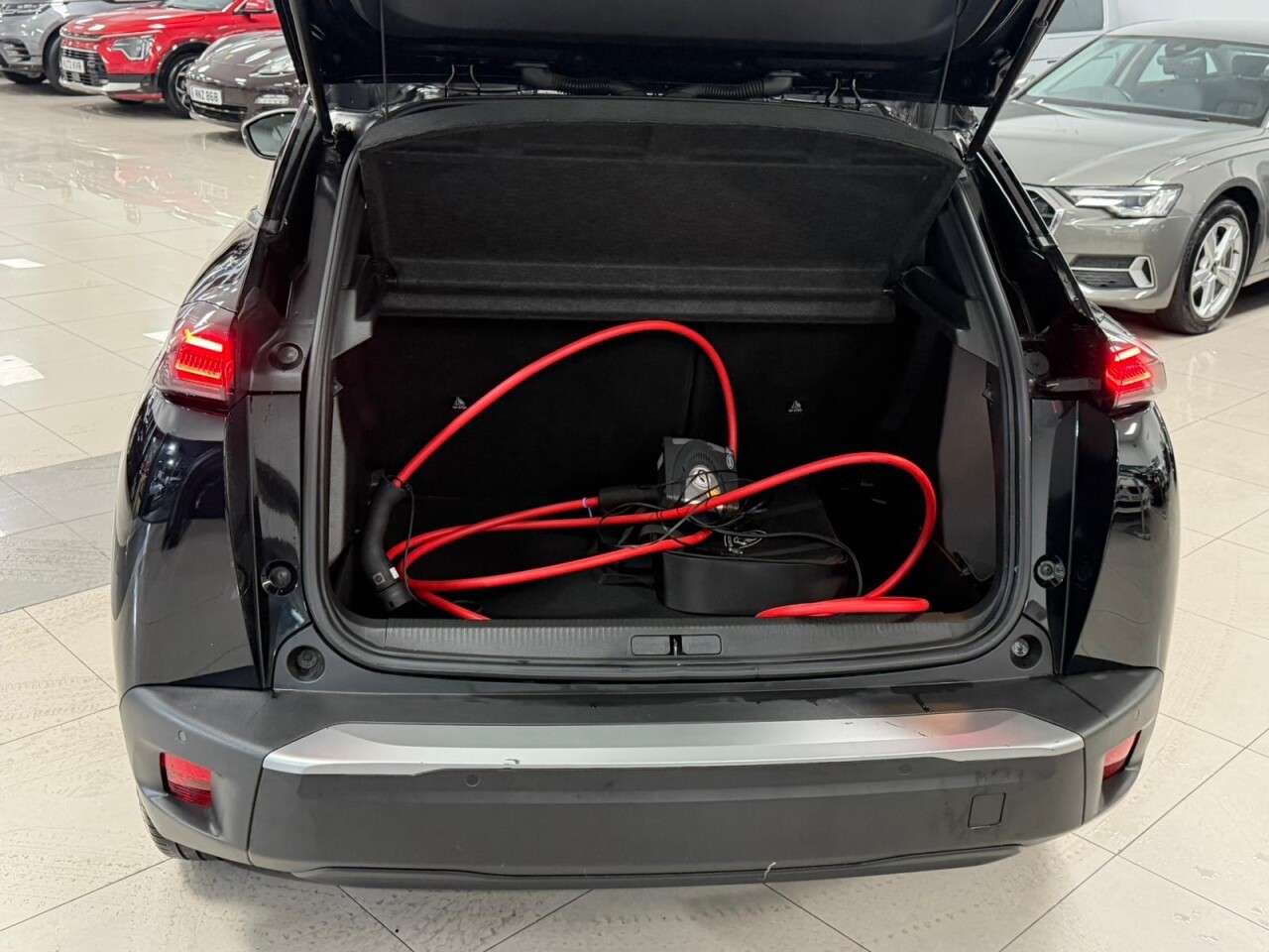 2025 PEUGEOT E-2008 2025 PEUGEOT E-2008