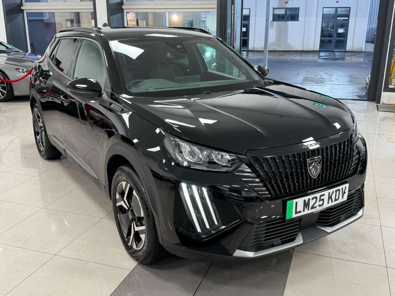 2025 PEUGEOT E-2008 2025 PEUGEOT E-2008