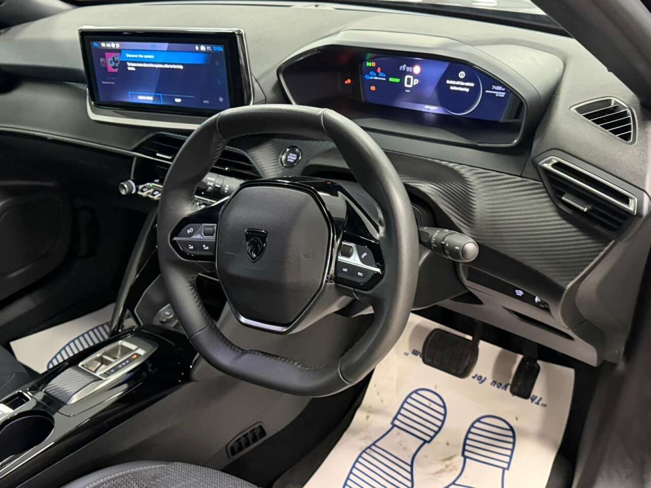 2025 PEUGEOT E-2008 2025 PEUGEOT E-2008