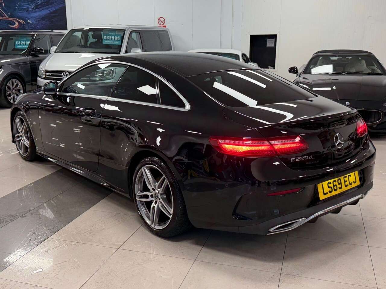 A 2019 MERCEDES-BENZ E-CLASS 2.0 E220d AMG Line Coupe 2dr Diesel G-Tronic+ Euro 6 (s/s) (194 ps) WIDESCR A 2019 MERCEDES-BENZ E-CLASS 2.0 E220d AMG Line Coupe 2dr Diesel G-Tronic+ Euro 6 (s/s) (194 ps) WIDESCR