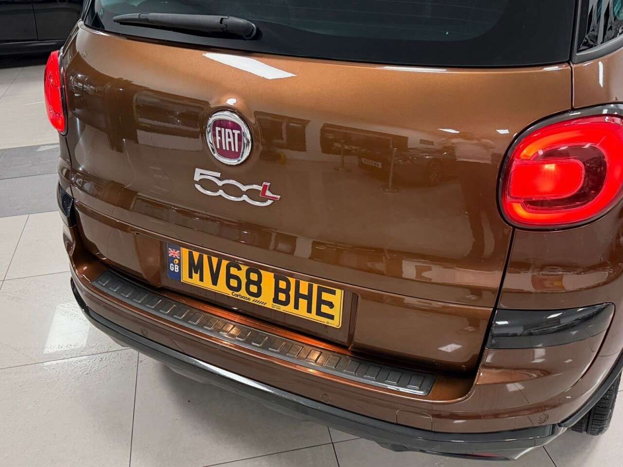2019 FIAT 500L 2019 FIAT 500L