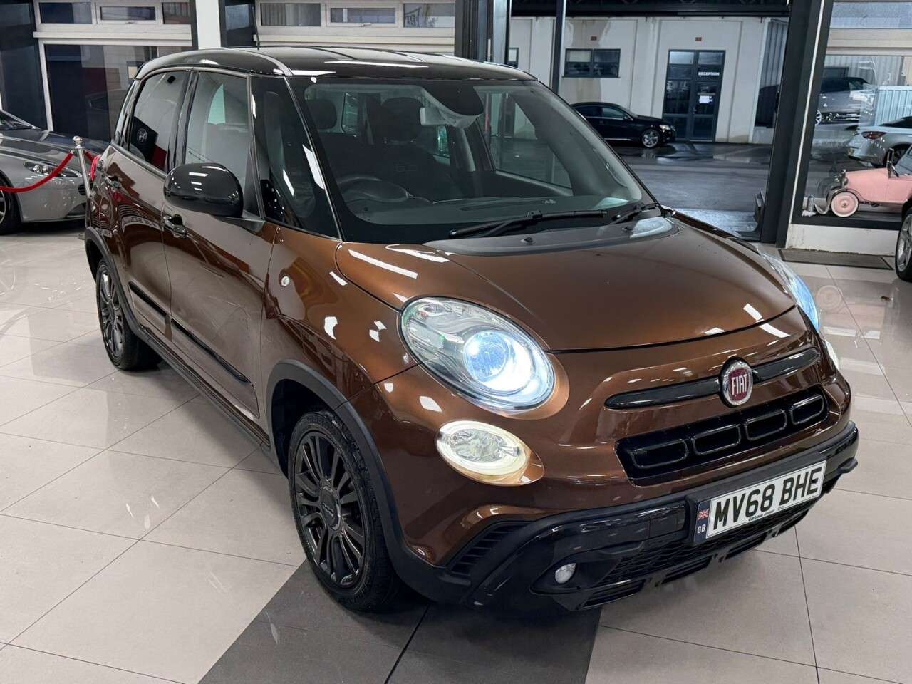 2019 FIAT 500L 2019 FIAT 500L