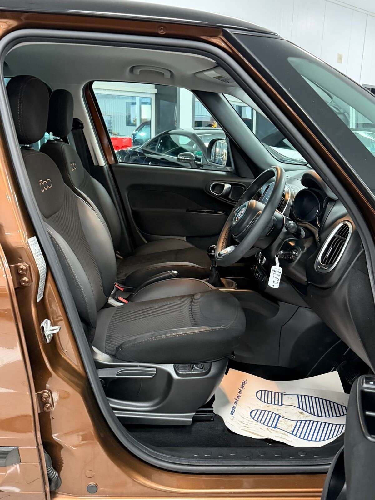 2019 FIAT 500L 2019 FIAT 500L