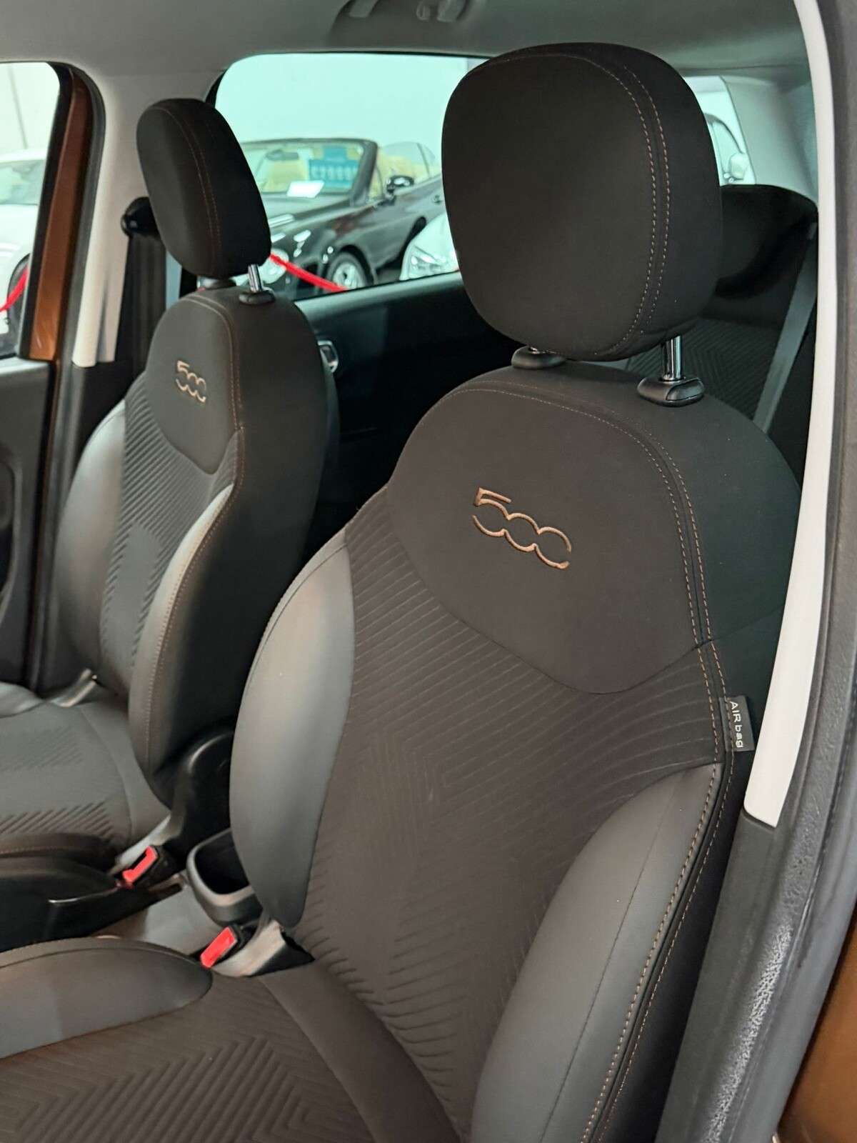 2019 FIAT 500L 2019 FIAT 500L