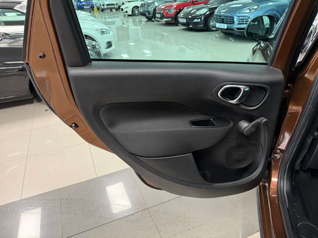 2019 FIAT 500L 2019 FIAT 500L