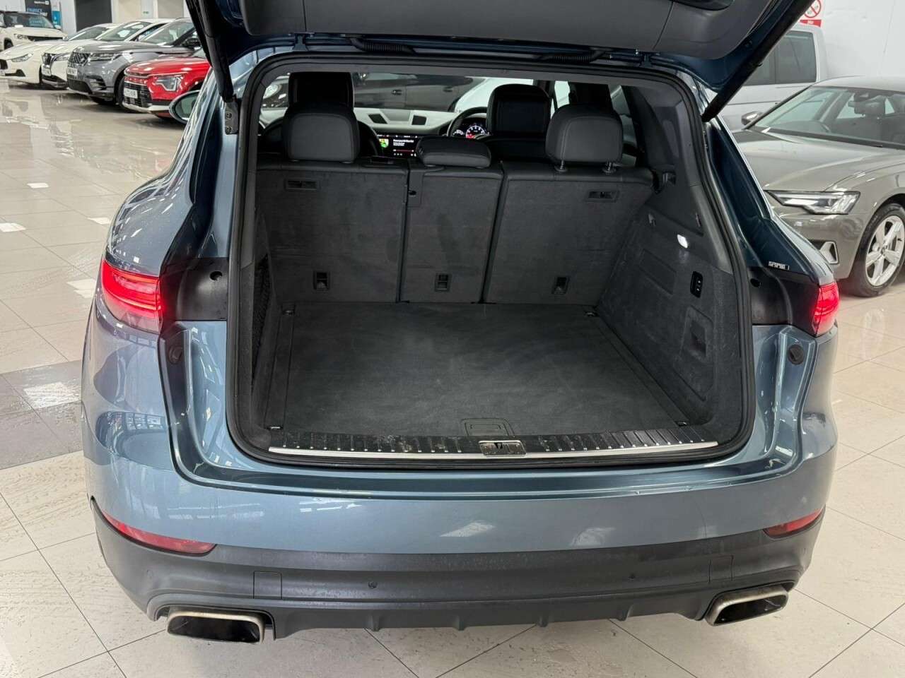 2018 PORSCHE CAYENNE 2018 PORSCHE CAYENNE