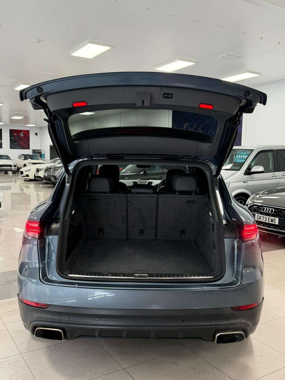 2018 PORSCHE CAYENNE 2018 PORSCHE CAYENNE