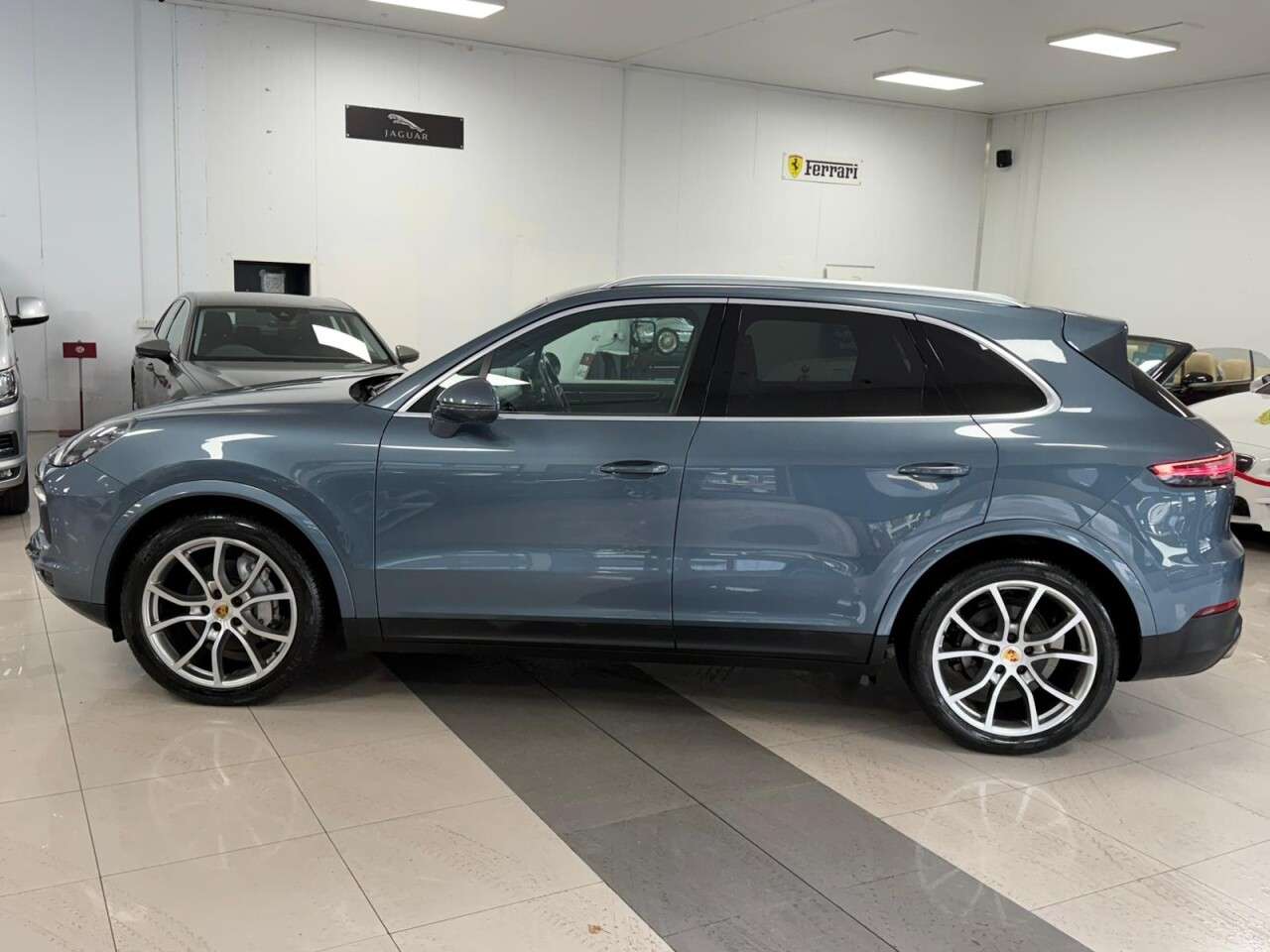 2018 PORSCHE CAYENNE 2018 PORSCHE CAYENNE