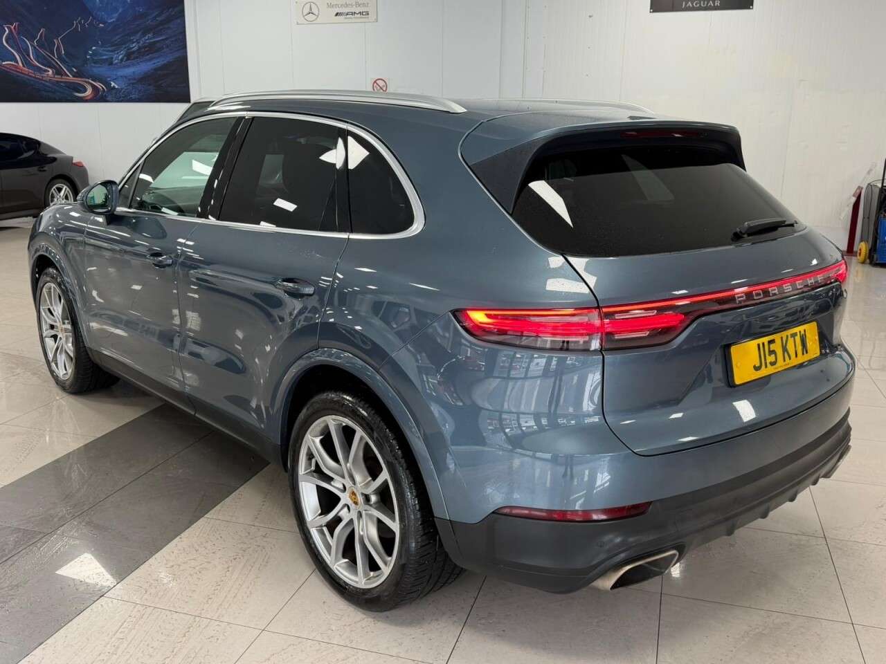 2018 PORSCHE CAYENNE 2018 PORSCHE CAYENNE