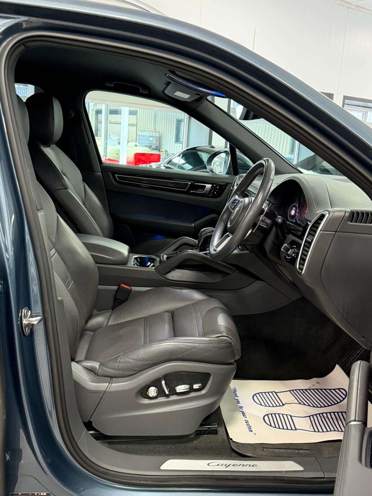 2018 PORSCHE CAYENNE 2018 PORSCHE CAYENNE