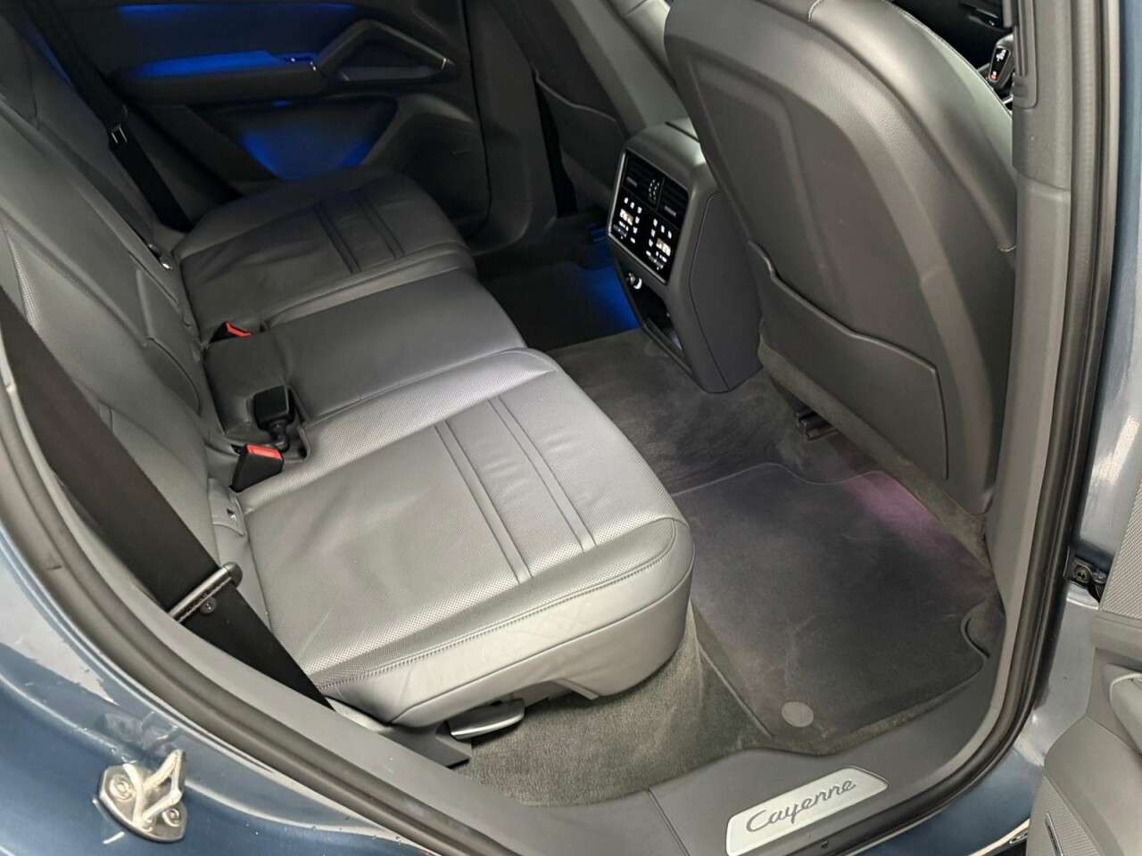 2018 PORSCHE CAYENNE 2018 PORSCHE CAYENNE