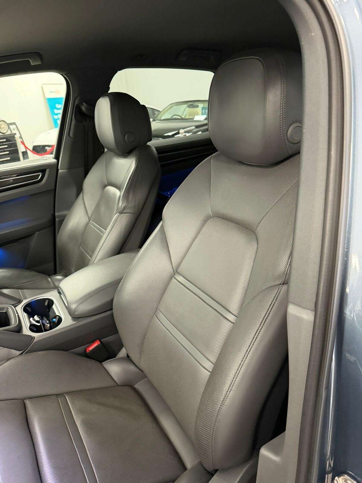 2018 PORSCHE CAYENNE 2018 PORSCHE CAYENNE