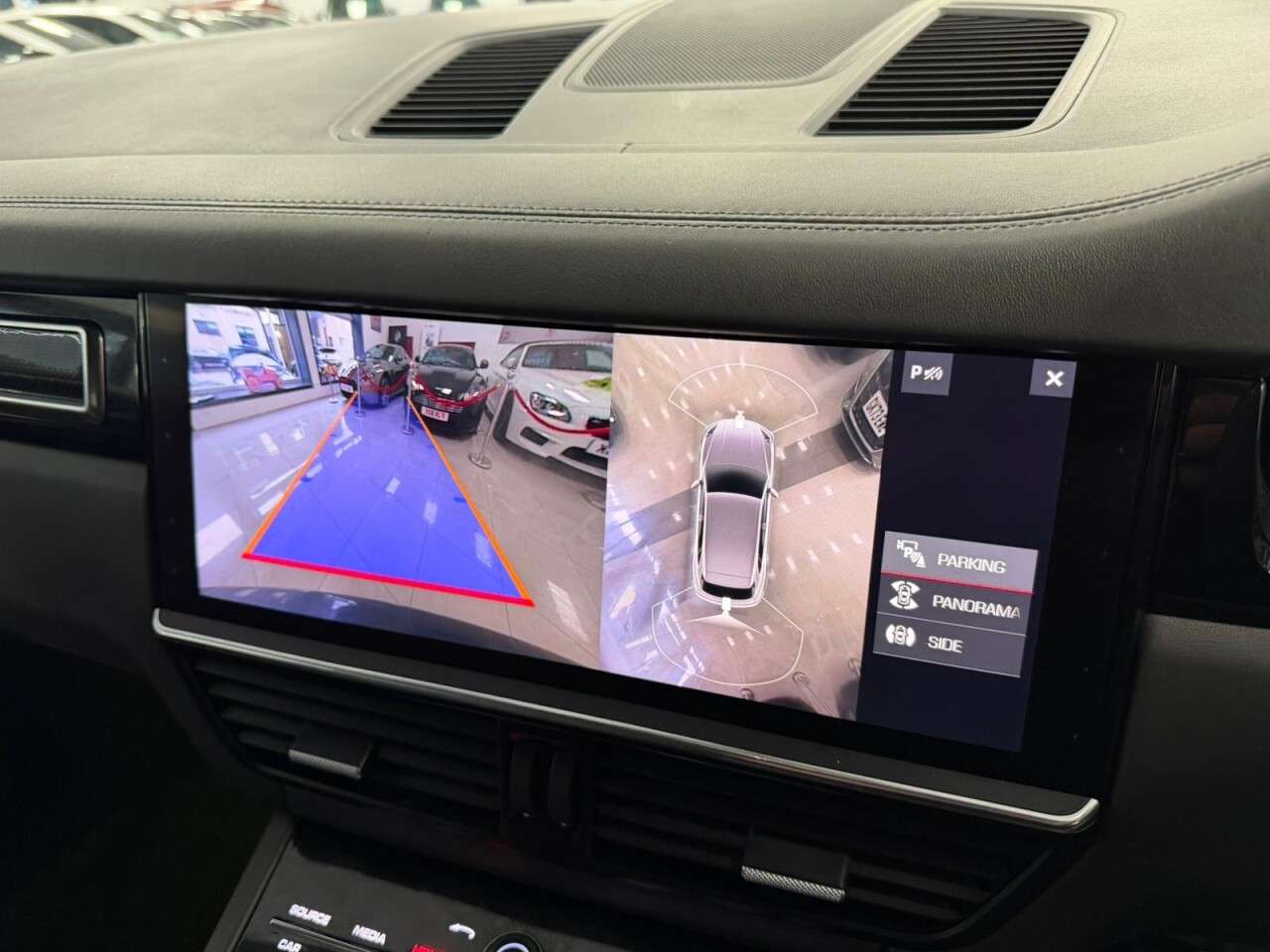 2018 PORSCHE CAYENNE 2018 PORSCHE CAYENNE