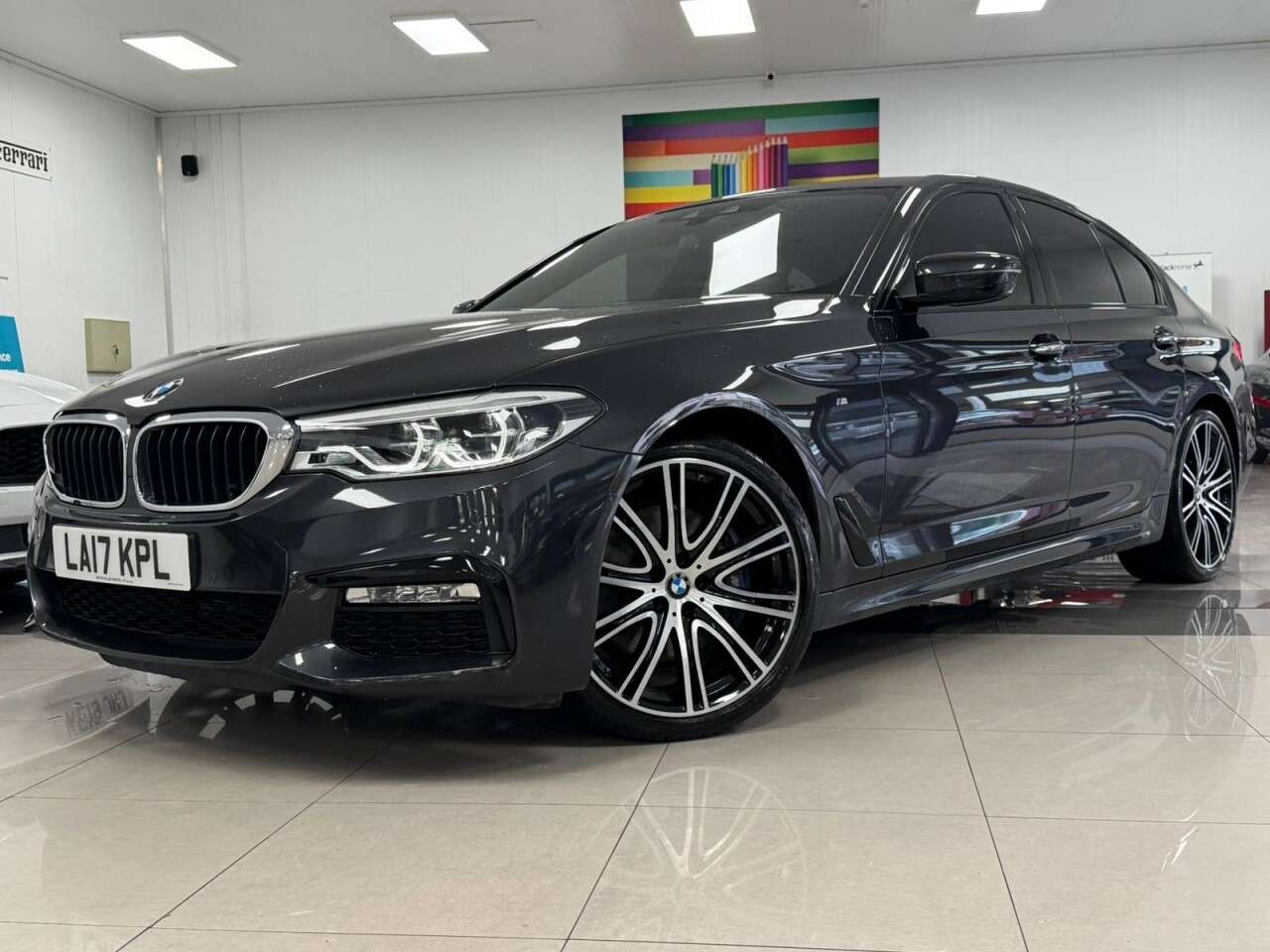 A 2017 BMW 5 SERIES 3.0 530d M Sport Saloon 4dr Diesel Auto Euro 6 (s/s) (265 ps) ADAPTIVE ICON A 2017 BMW 5 SERIES 3.0 530d M Sport Saloon 4dr Diesel Auto Euro 6 (s/s) (265 ps) ADAPTIVE ICON