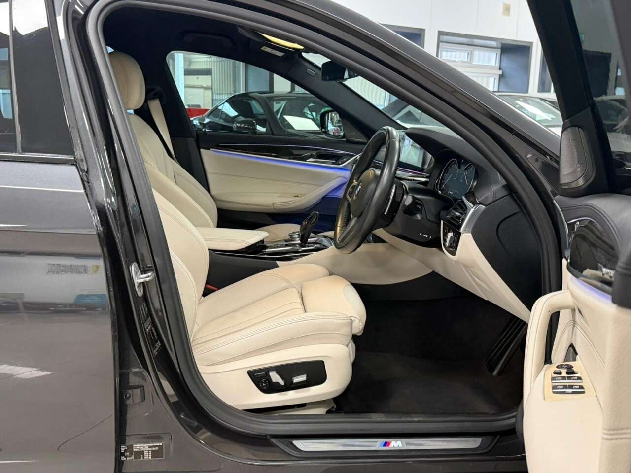 2017 BMW 5 SERIES 2017 BMW 5 SERIES