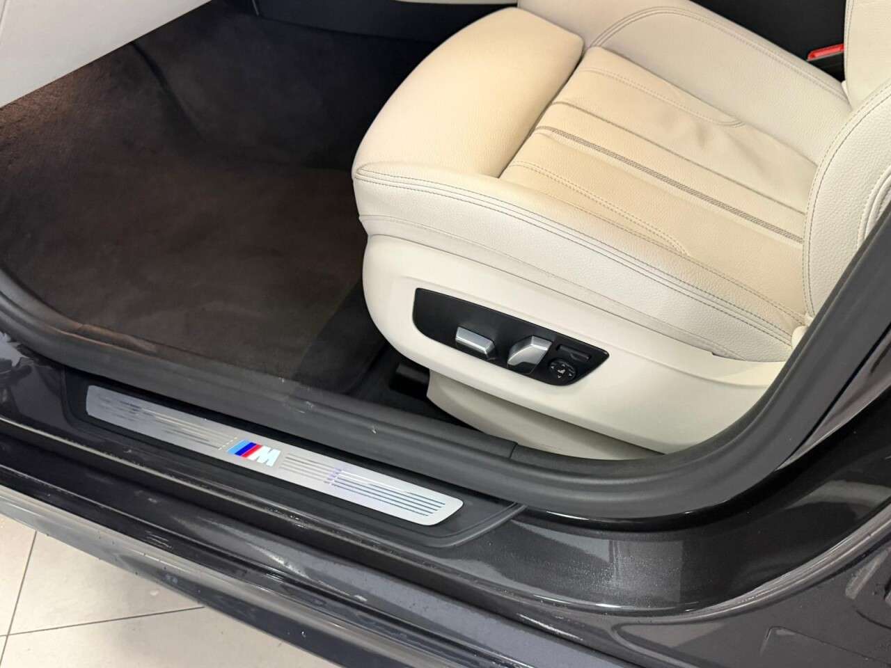 2017 BMW 5 SERIES 2017 BMW 5 SERIES