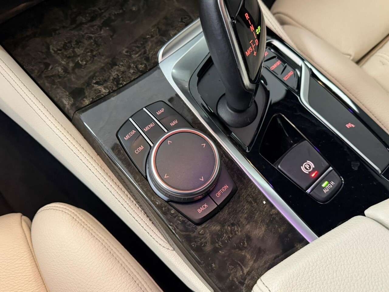 2017 BMW 5 SERIES 2017 BMW 5 SERIES