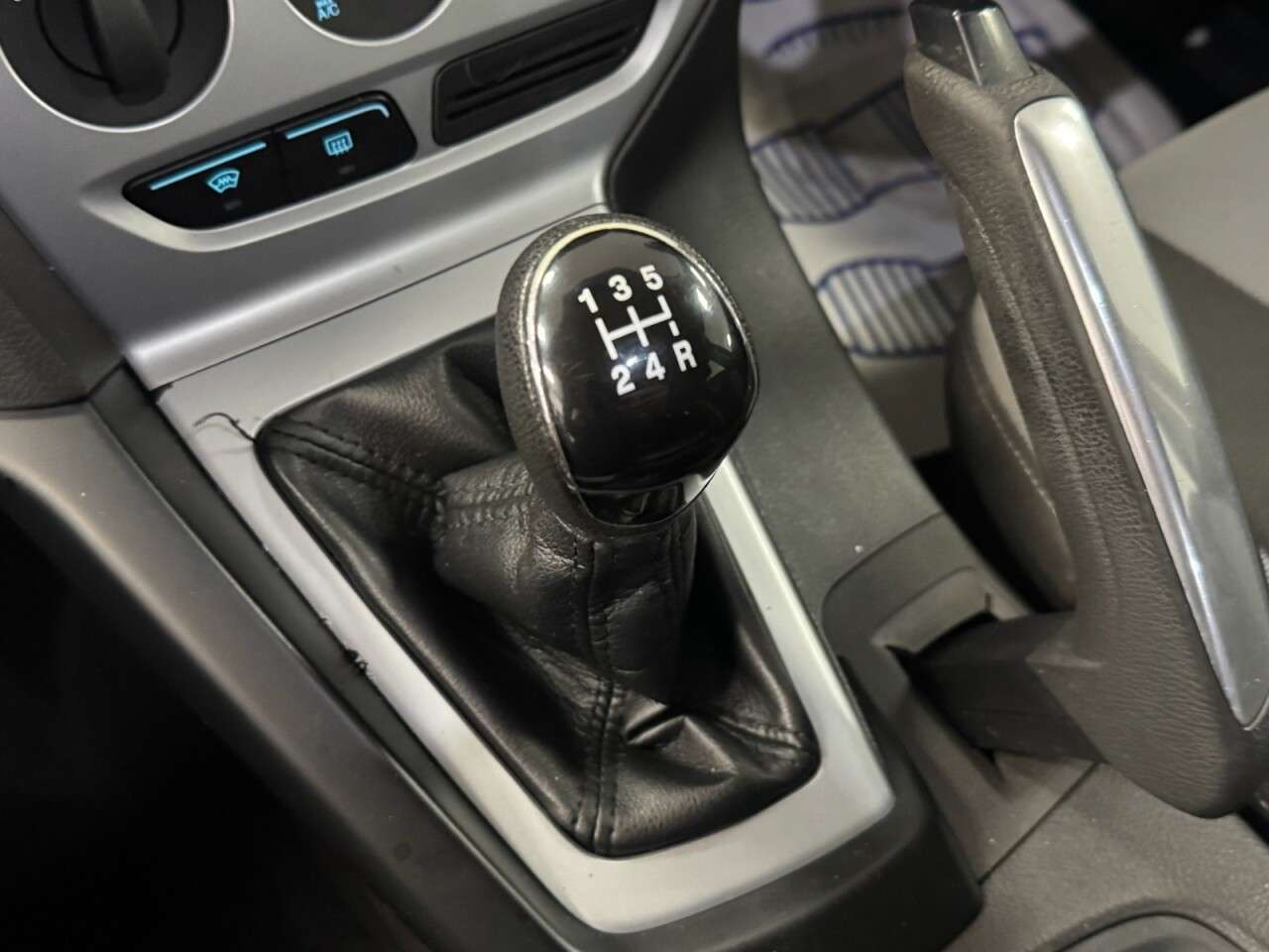 2011 FORD FOCUS 2011 FORD FOCUS