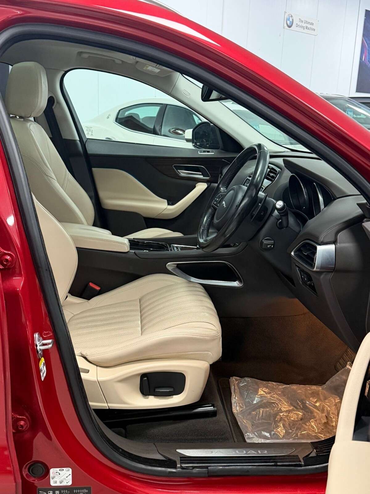 2016 JAGUAR F-PACE 2016 JAGUAR F-PACE