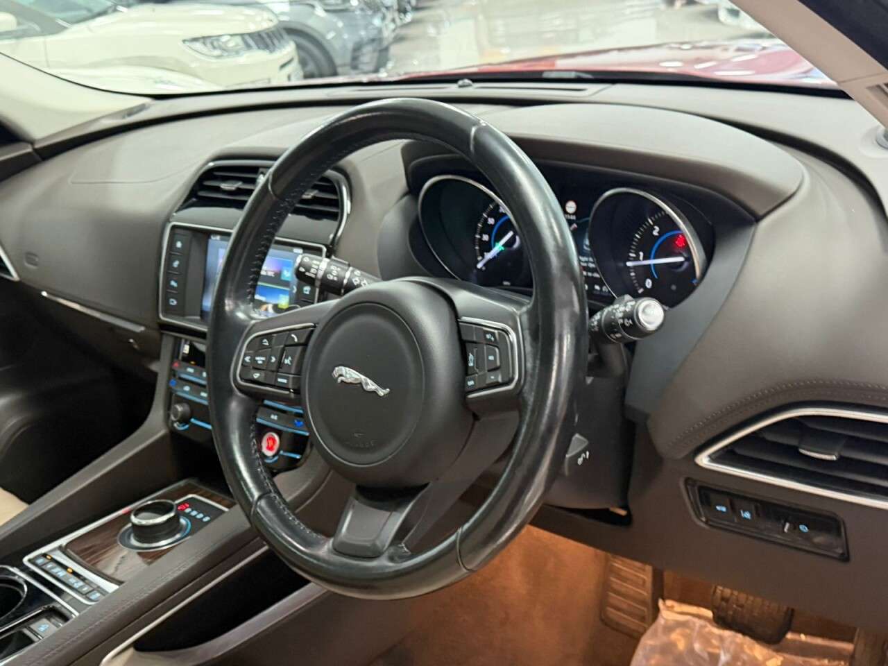 2016 JAGUAR F-PACE 2016 JAGUAR F-PACE