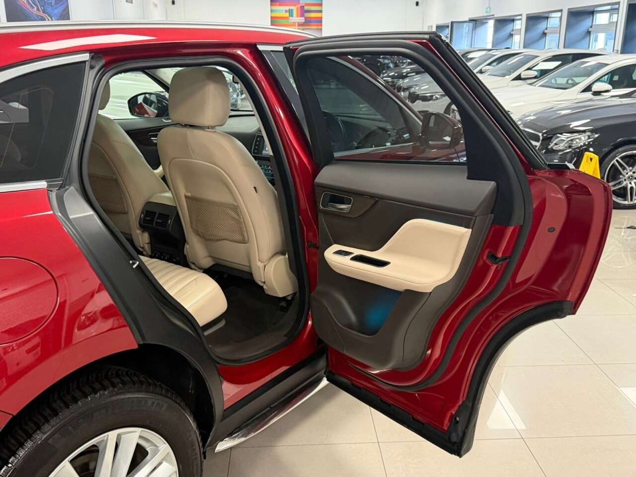 2016 JAGUAR F-PACE 2016 JAGUAR F-PACE