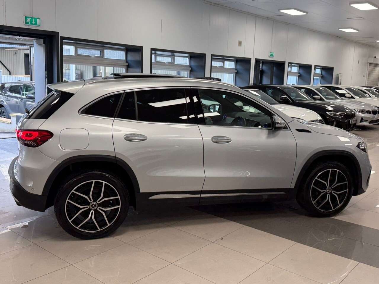 A 2021 MERCEDES-BENZ EQA EQA 250 66.5kWh AMG Line (Premium) SUV 5dr Electric Auto (190 ps) STUNNING A 2021 MERCEDES-BENZ EQA EQA 250 66.5kWh AMG Line (Premium) SUV 5dr Electric Auto (190 ps) STUNNING