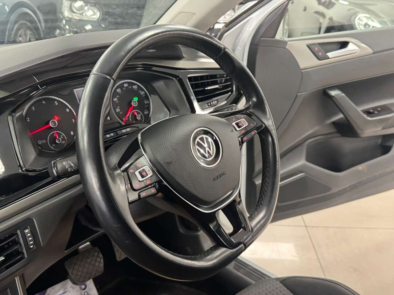 2021 VOLKSWAGEN POLO 2021 VOLKSWAGEN POLO