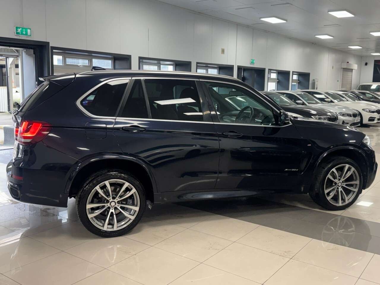 A 2015 BMW X5 3.0 30d M Sport SUV 5dr Diesel Auto xDrive Euro 6 (s/s) (258 ps) XDRIVE & C A 2015 BMW X5 3.0 30d M Sport SUV 5dr Diesel Auto xDrive Euro 6 (s/s) (258 ps) XDRIVE & C