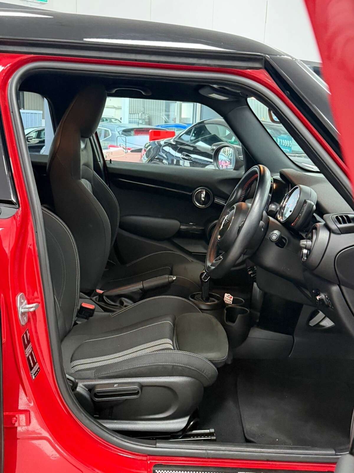 2018 MINI HATCH 2018 MINI HATCH