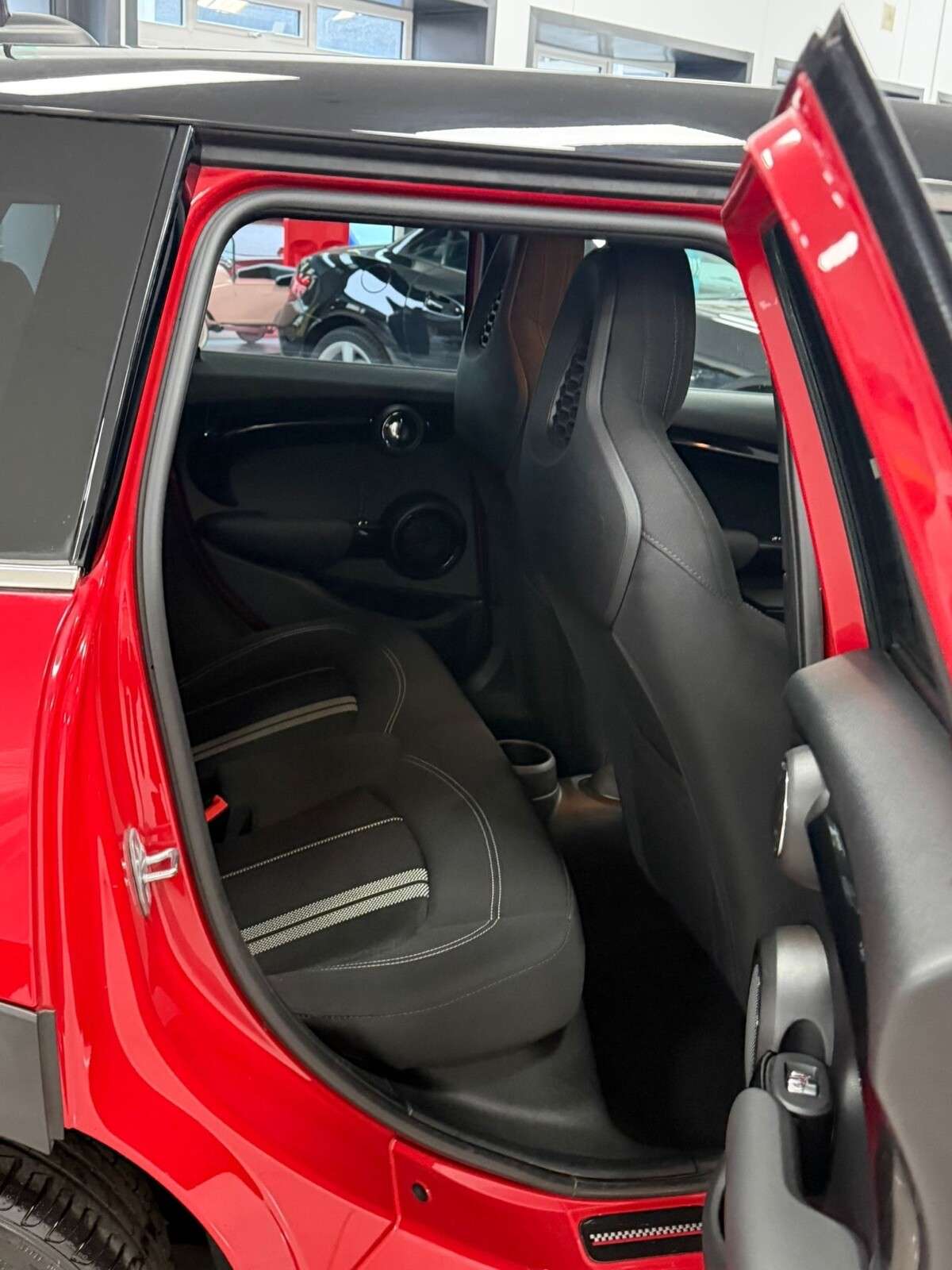 2018 MINI HATCH 2018 MINI HATCH