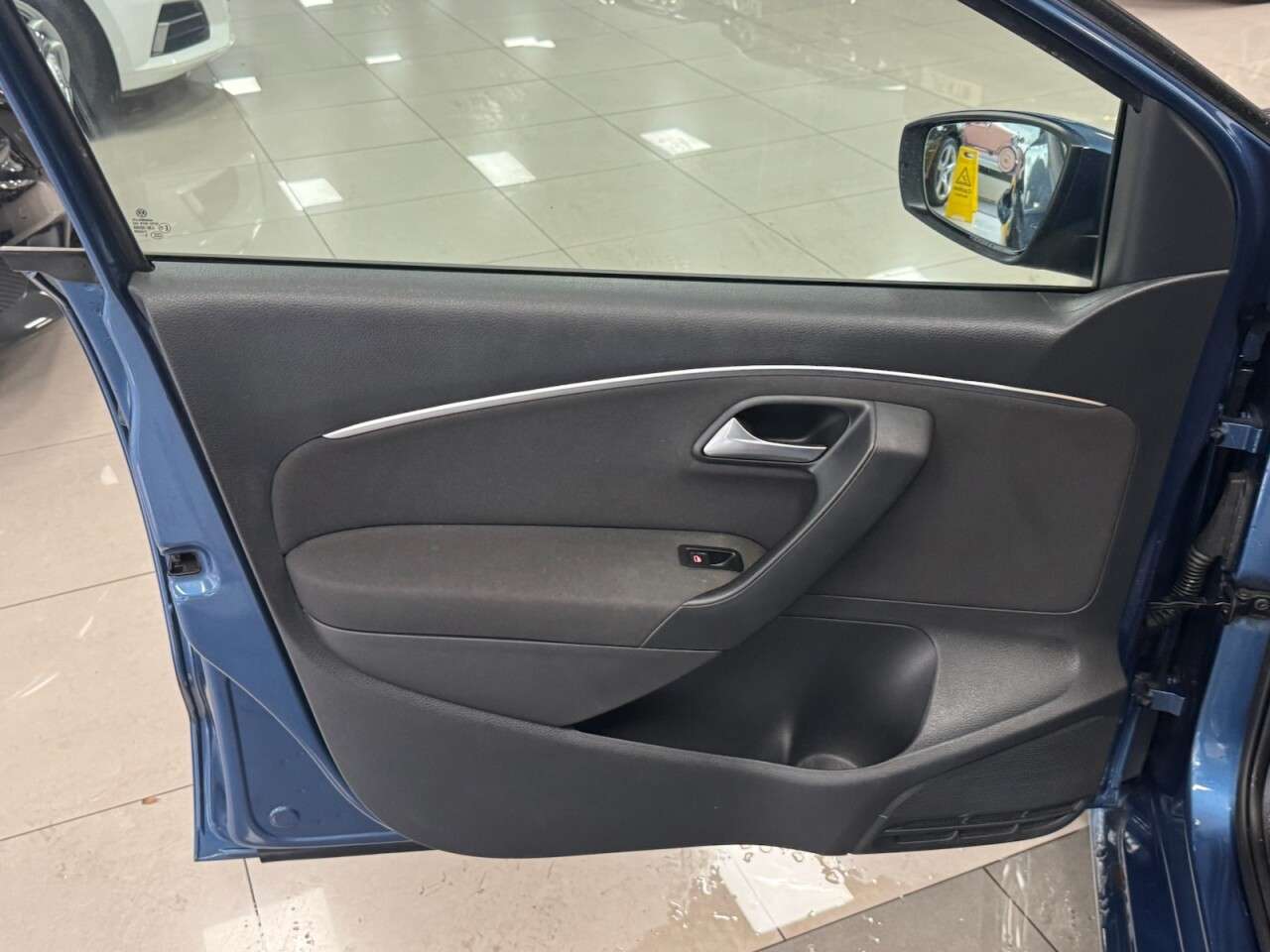 2015 VOLKSWAGEN POLO 2015 VOLKSWAGEN POLO