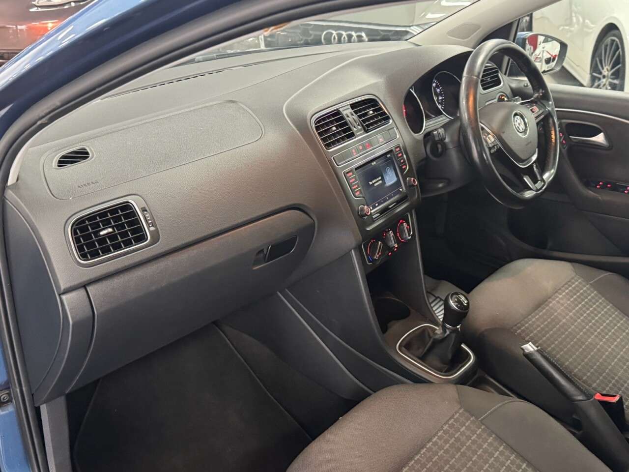 2015 VOLKSWAGEN POLO 2015 VOLKSWAGEN POLO