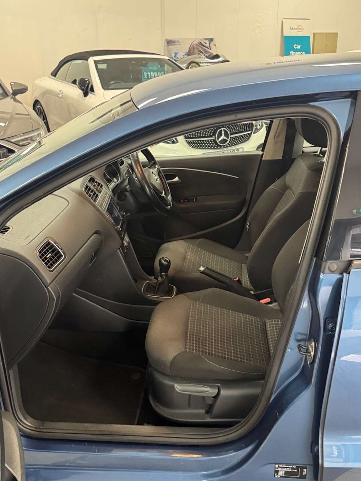 2015 VOLKSWAGEN POLO 2015 VOLKSWAGEN POLO