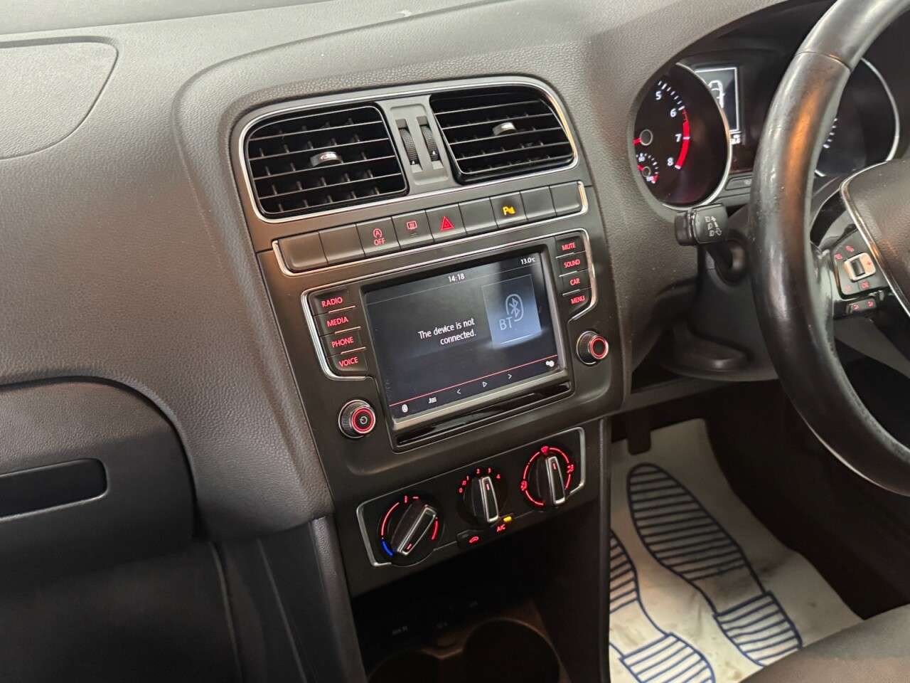 2015 VOLKSWAGEN POLO 2015 VOLKSWAGEN POLO