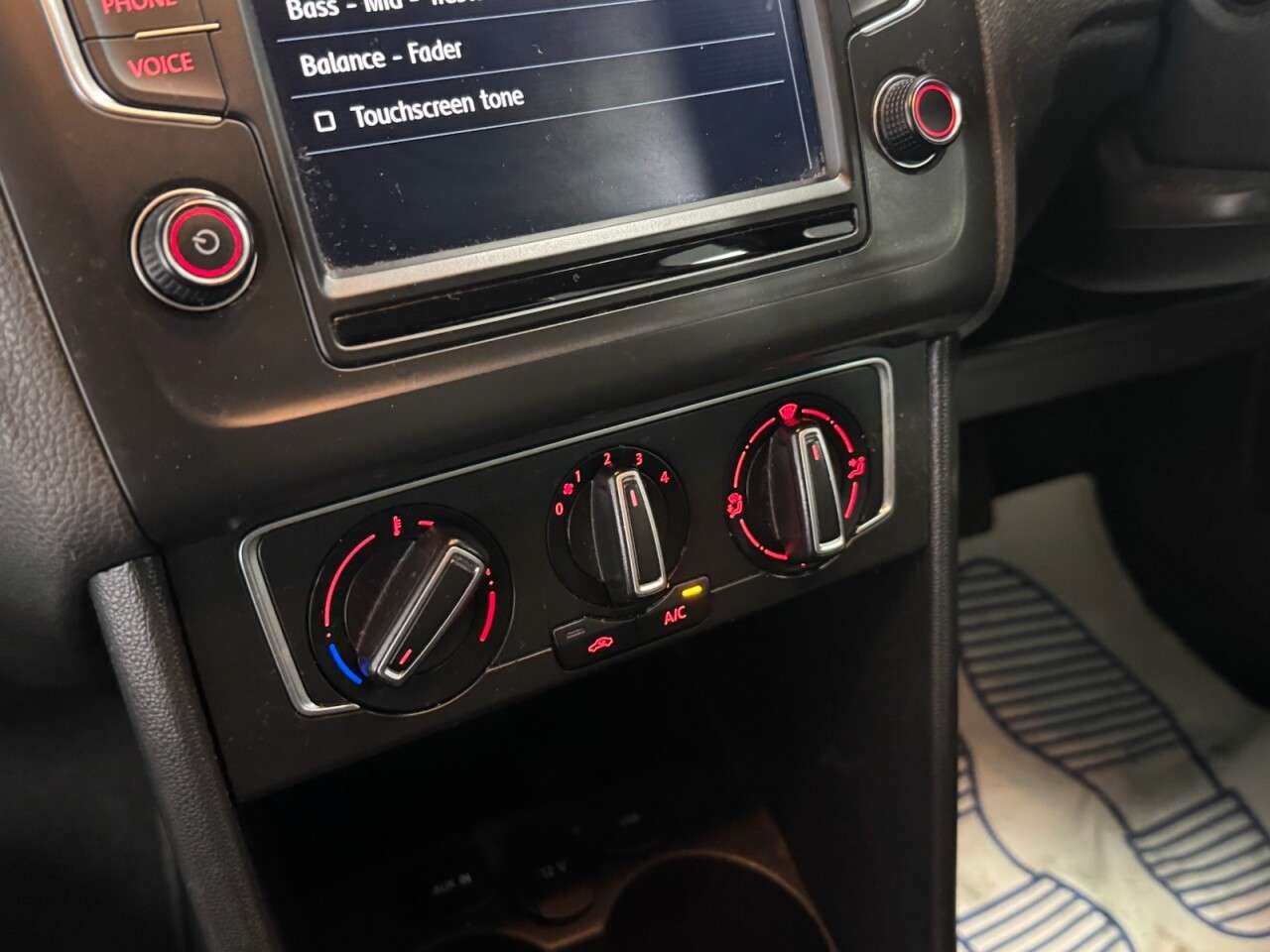 2015 VOLKSWAGEN POLO 2015 VOLKSWAGEN POLO