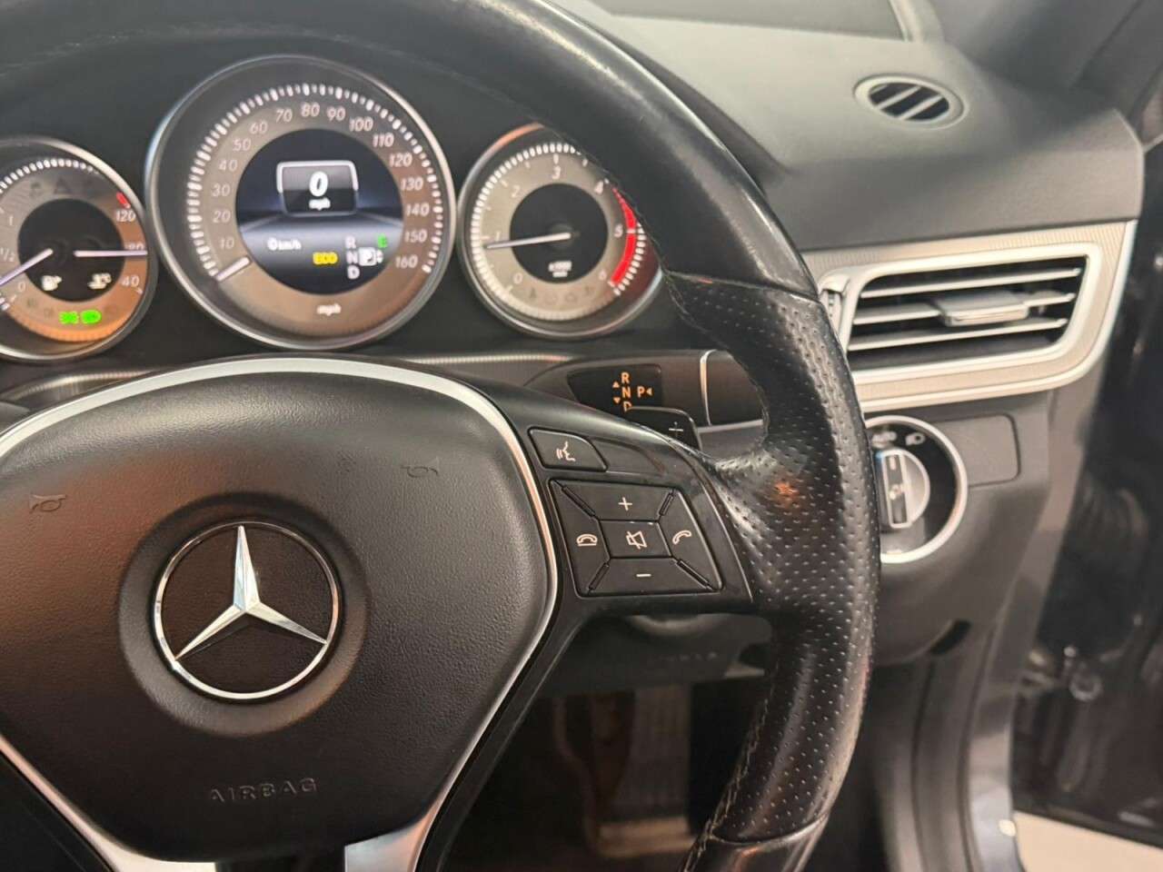 2013 MERCEDES-BENZ E-CLASS 2013 MERCEDES-BENZ E-CLASS